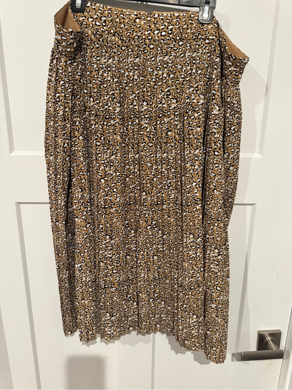 J Crew Tan Leopard Print Pleated Skirt